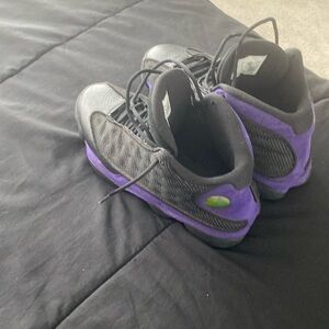 I cannot fit this shoes and dont won’t shoes in my closet that I cannot wear